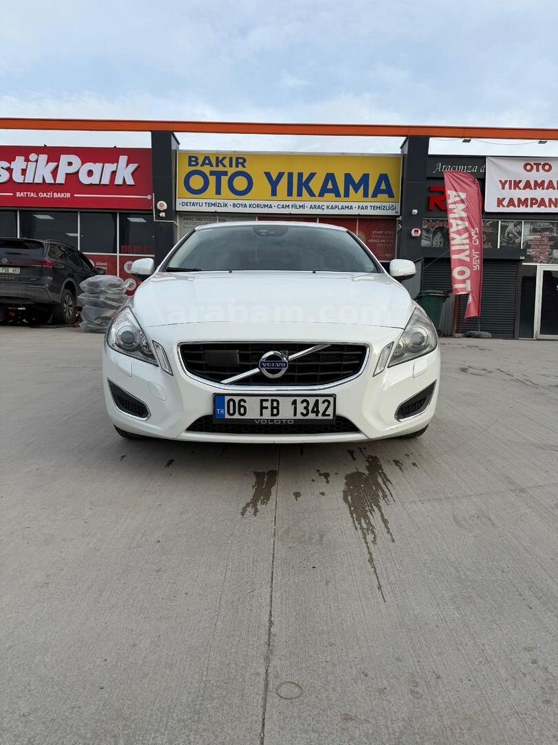 Sahibinden Volvo S60 1.6 D Advance 2013 Model Ankara 287.000 km Beyaz 1