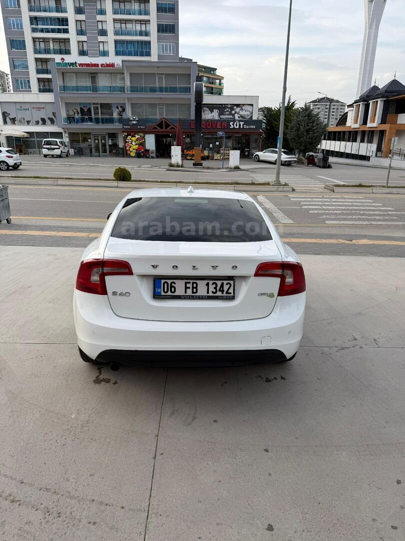 Sahibinden Volvo S60 1.6 D Advance 2013 Model Ankara 287.000 km Beyaz 3