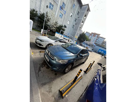 ilk Sahibinden emsalsiz Citroen Exsetuve C-Elysée 1. Lacivert
