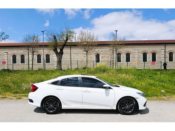 2021 CİVİC 1.6 Eco ELEGANCE**90 BİN KM**Yetkili Servis Bakımlı
