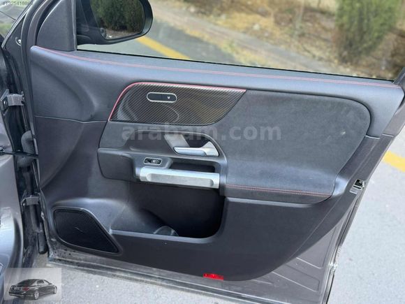 2021 GLB AMG+4MATİC BOYASIZ SERVİS BAKİMLİ 50.000 KM DE