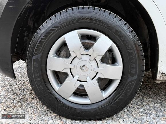 2012 MASTER (11 m3) 2.3 dCi 125 BG 6 İLERİ 557.000 Km BOYASIZ!