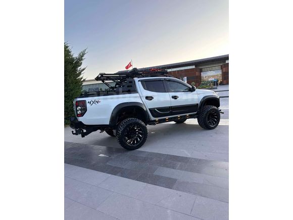 Sahibinden Mitsubishi L 200 4x4 Premium 2020 Model 
