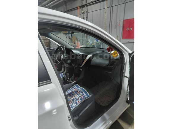 Sahibinden Hyundai Accent Blue 1.6 CRDI Mode Plus 2015 Model Ankara