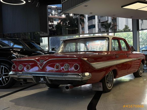 | UNIQ AUTO | 1961 CHEVROLET IMPALA AMERIKAN