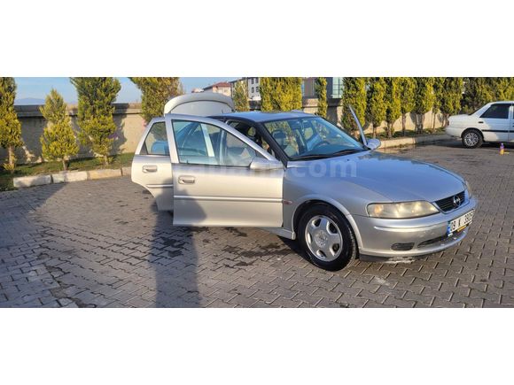 Hastasına Sahibinden Opel Vectra 2.0 DTI CD 2000 Model 