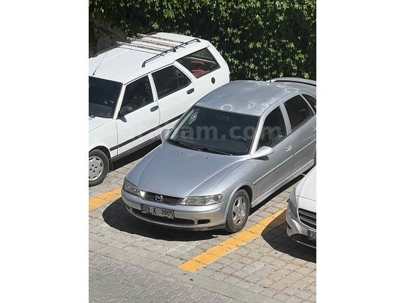 Hastasına Sahibinden Opel Vectra 2.0 DTI CD 2000 Model 