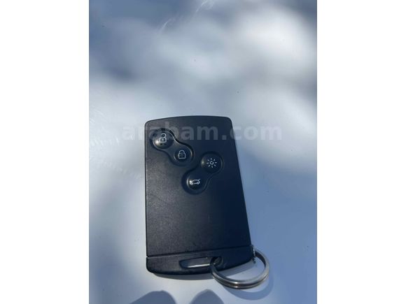 DÜŞÜK KM DEĞİŞENSİZ TEMİZ EKSTRALI 1.5 DCI CLİO 4
