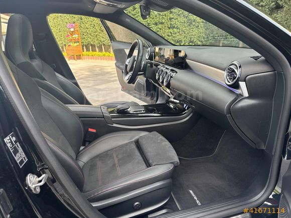 MERCEDES-BENZ A200 AMG+ Hatchback