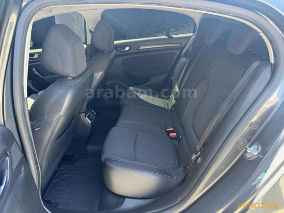 2021 RENAULT MEGANE 1.3 TCe TOUCH EDC