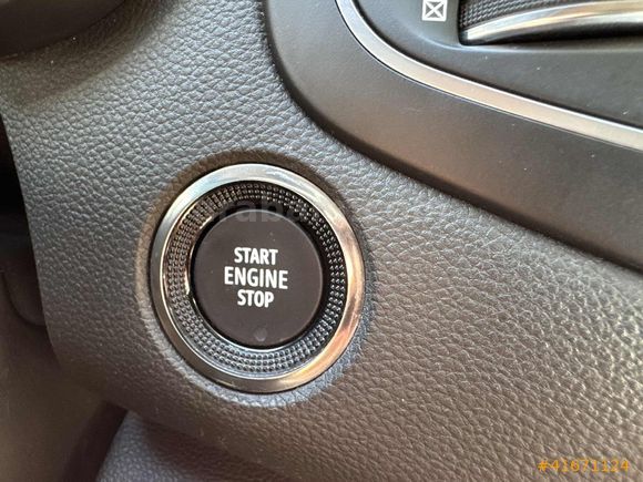2021 RENAULT MEGANE 1.3 TCe TOUCH EDC