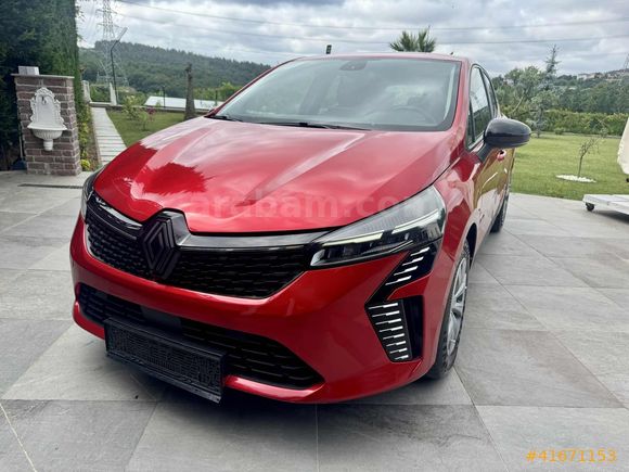 2023 Clio 1.0 TCE Equilibre