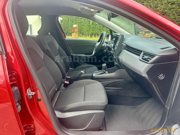 2023 Clio 1.0 TCE Equilibre