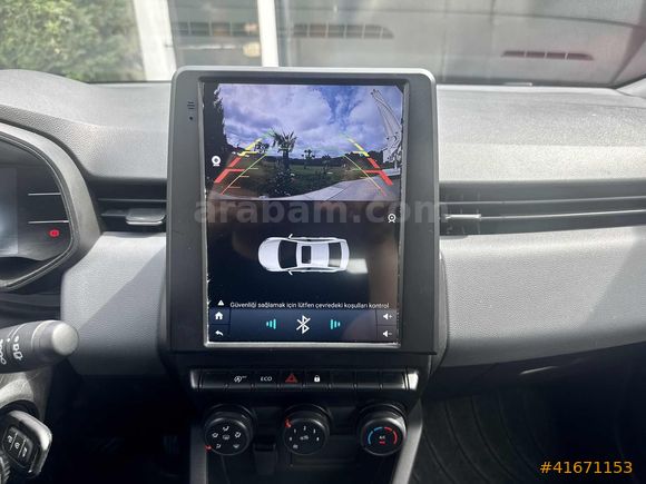 2023 Clio 1.0 TCE Equilibre