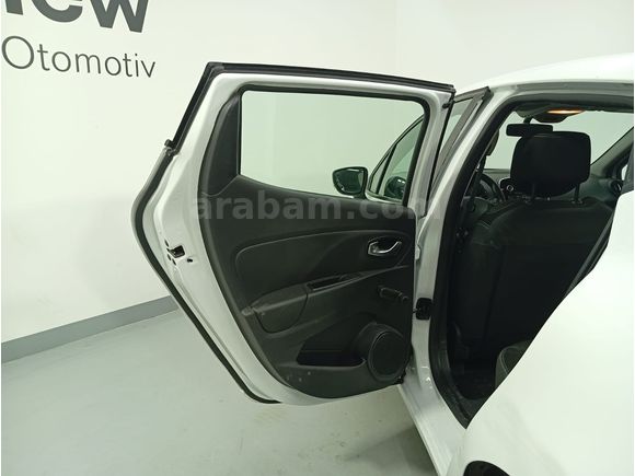 HEDEF RENAULT PLAZA'DAN 2017 CLİO JOY 1.2 MANUEL ORİJİNAL