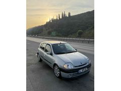 Sahibinden Renault Clio 1.6 RXT 2000 Model  265.000 km Gri