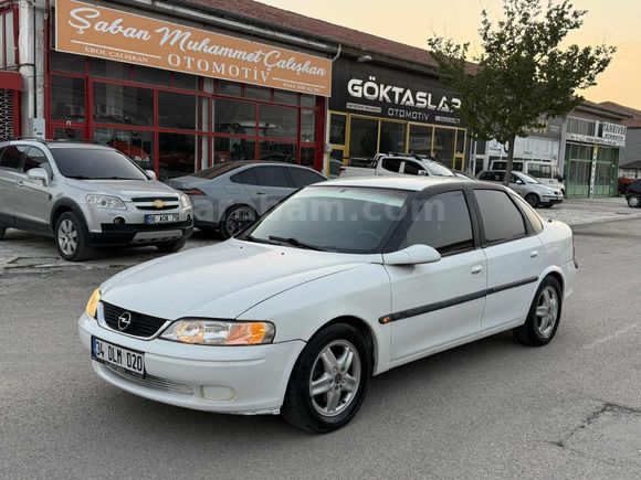 1998 MODEL OPEL VECTRA LPG'Lİ KLİMALI BEYAZ TEMİZ