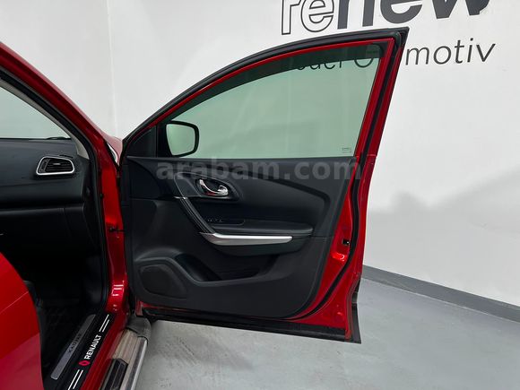 HEDEF RENAULT PLAZA'DAN 2016 KADJAR İCON 1.5 DCİ EDC 110 BG