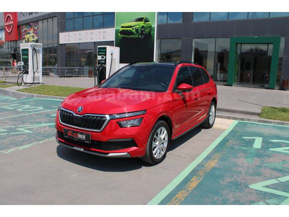 Skoda Kamiq 1.5TSİ PREMİUM CAM TAVAN