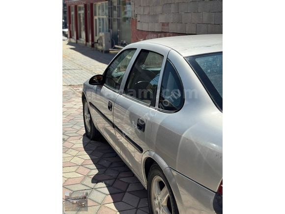 99 MODEL OPEL VECTRA 2.0 GLS DEGİŞENSİZ EMSALSİZ