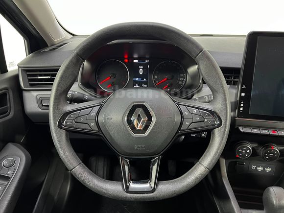 HEDEF RENAULT PLAZA'DAN 2022 CLİO JOY XTRONİC EKRANLI - ORİJİNAL