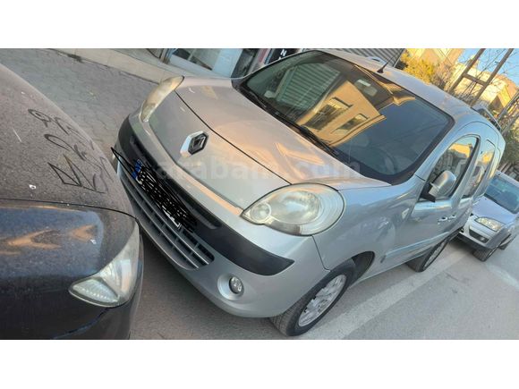 Sahibinden Renault Kangoo Multix 1.5 dCi Expression 2012 Model 