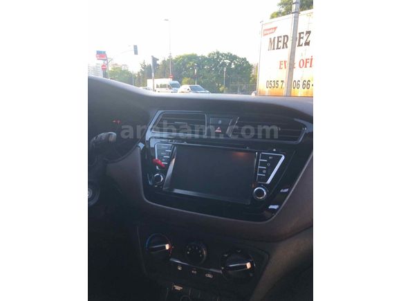 Sahibinden Hyundai i20 1.4 MPI Elite Smart 2015 Model 