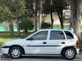 DEĞİŞENSİZ 4 PARÇA BOYALI OPEL CORSA 98 MODEL KLİMALI 1.4 GLS