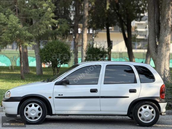 DEĞİŞENSİZ 4 PARÇA BOYALI OPEL CORSA 98 MODEL KLİMALI 1.4 GLS
