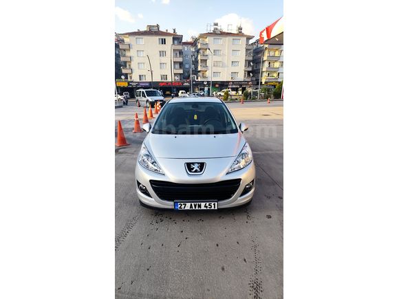 Sahibinden Peugeot 207 1.4 HDi Trendy 2008 Model 