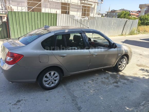 Sahibinden Renault Symbol 1.4 Expression 2009 Model  142.885 km Kahverengi