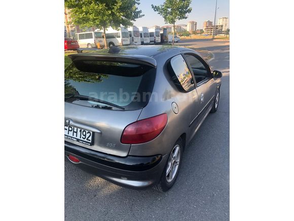 Peugeot 206 1.6 XS 2002 Model Sahibinden
