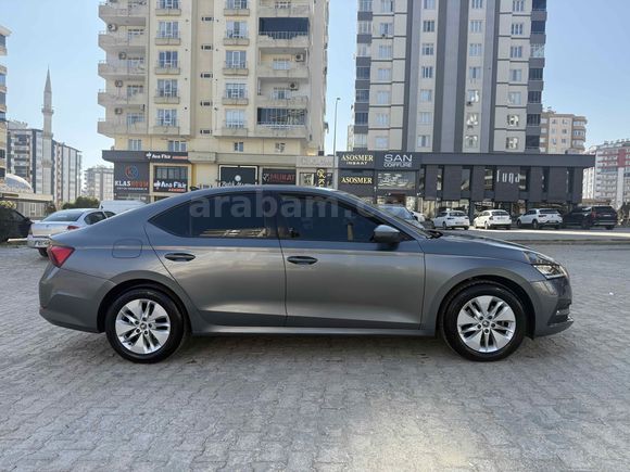 Sahibinden Skoda Octavia 1.0 e-Tec Elite 2023 Model 