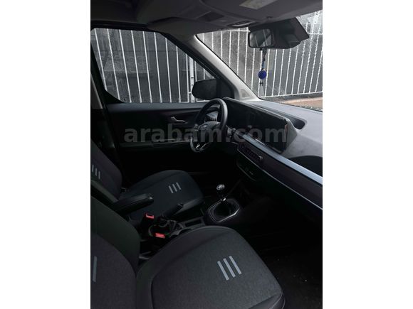 Sahibinden Ford Tourneo Courier 1.5 EcoBlue Active 2024 Model 
