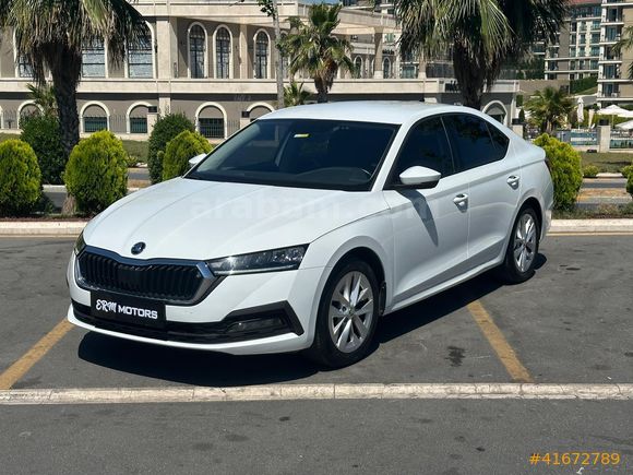 ERM MOTORS | SKODA OCTAVİA 1.0 E-TEC ELİTE