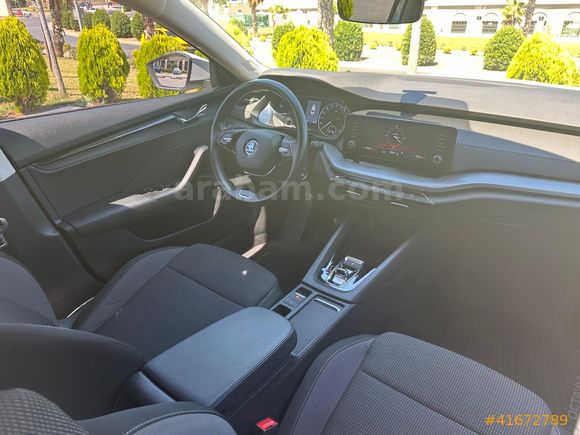 ERM MOTORS | SKODA OCTAVİA 1.0 E-TEC ELİTE