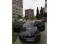 Sahibinden Skoda Octavia 1.6 TDI Ambition 2013 Model  275.000 km Siyah
