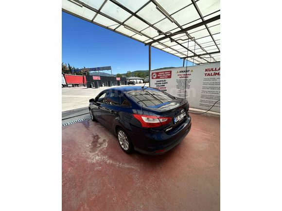 Sahibinden Ford Focus 1.6 Ti-VCT Style 2011 Model 