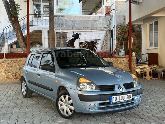 Sahibinden Renault Clio 1.2 Authentique 2004 Model