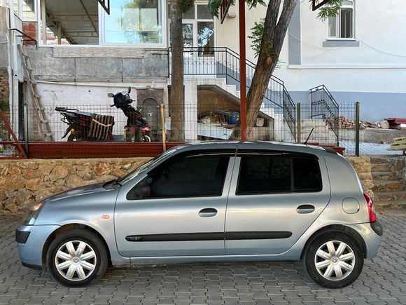 Sahibinden Renault Clio 1.2 Authentique 2004 Model