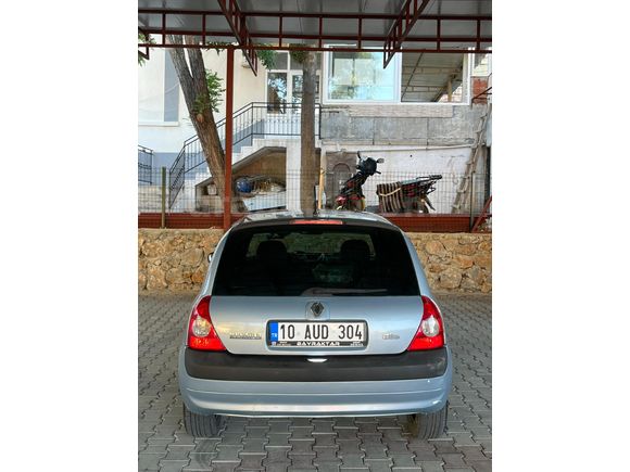 Sahibinden Renault Clio 1.2 Authentique 2004 Model