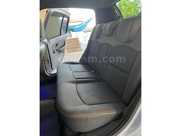 Sahibinden Renault Clio 1.2 Authentique 2004 Model