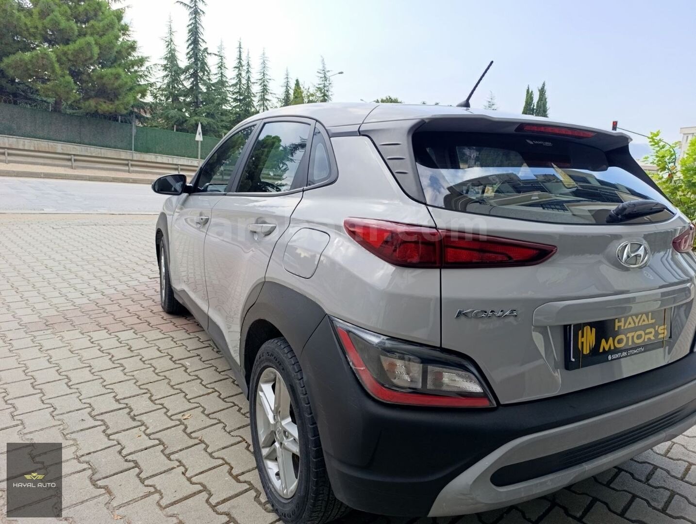 Galeriden Hyundai Kona 1.0 T-GDI Style 2020 Model Bursa 175.000 km Gri 6