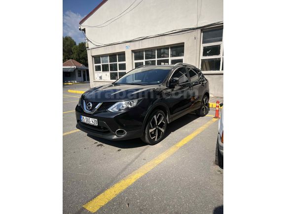 Sahibinden Nissan Qashqai 1.6 dCi Platinum Premium Pack 2016 Model  151.000 km Siyah