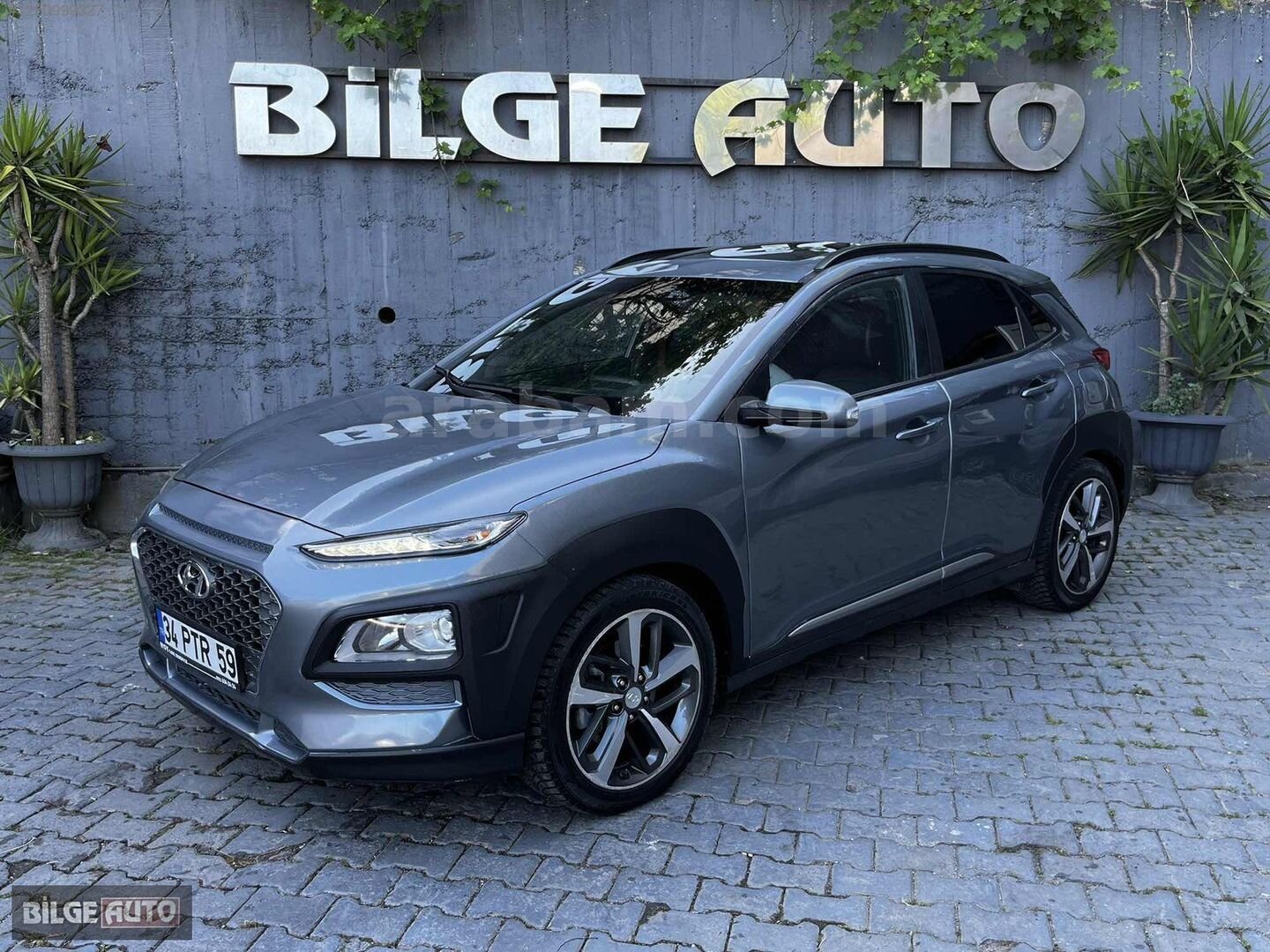 Galeriden Hyundai Kona 1.6 CRDI Elite Smart 2020 Model İstanbul 139.000 km Mavi 1