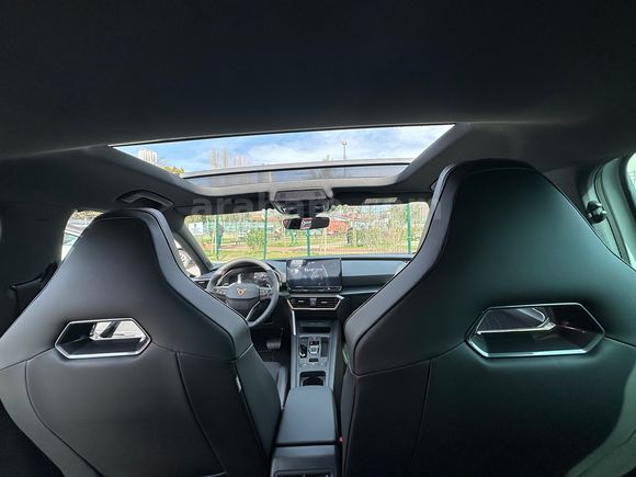 BAYİ ÇIKIŞLI GİBİ  Cupra Leon 1.5 eTSI 2023 Model 