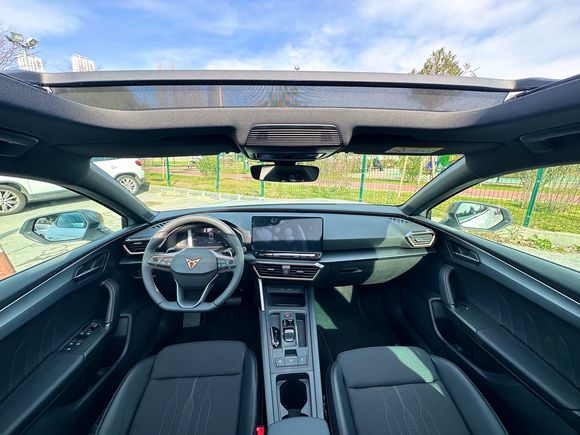 BAYİ ÇIKIŞLI GİBİ  Cupra Leon 1.5 eTSI 2023 Model 