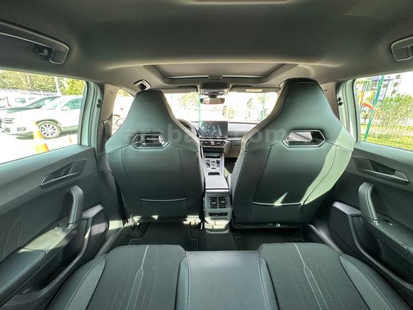 BAYİ ÇIKIŞLI GİBİ  Cupra Leon 1.5 eTSI 2023 Model 