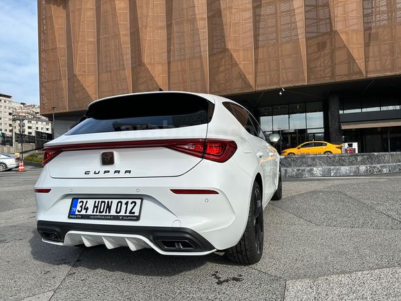 BAYİ ÇIKIŞLI GİBİ  Cupra Leon 1.5 eTSI 2023 Model 