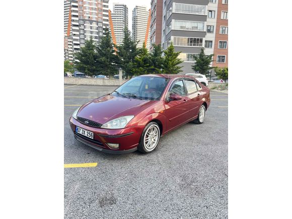 Sahibinden Ford Focus 1.6 Ghia 2002 Model 